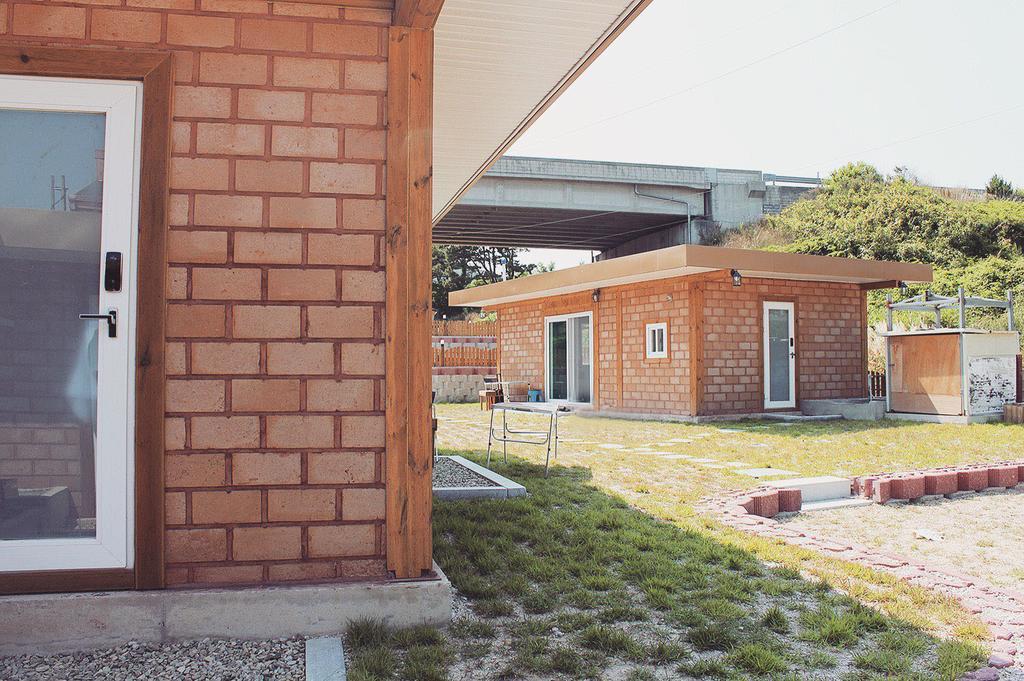 Tobang Red Clay Pension Pohang Esterno foto